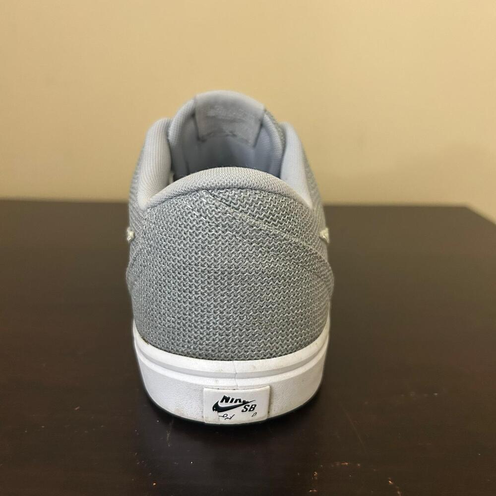 Nike SB Check‎ Solarsoft Women's Skate Shoes - Picture 6 of 7